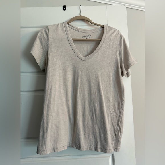 Basic T Bundle! - Picture 9 of 9